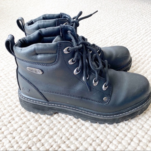 skechers mariners pilot